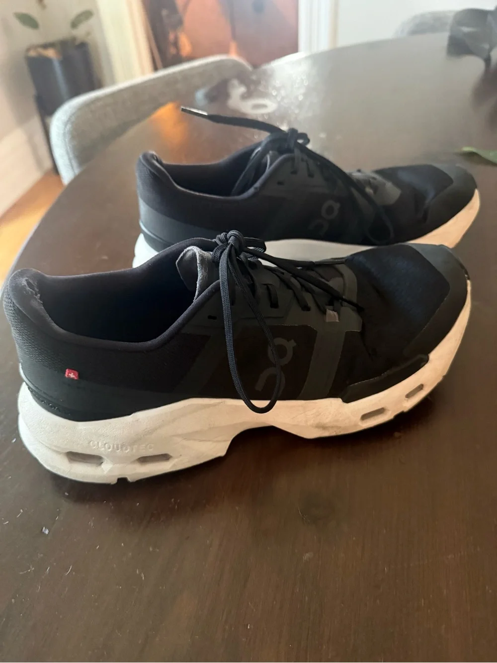 On Cloud Cloudpulse Black Women’s Training Shoes 11 USED